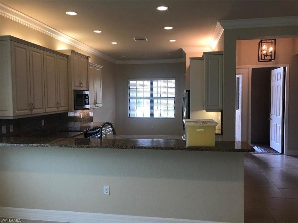 13644 Mandarin CIR-8