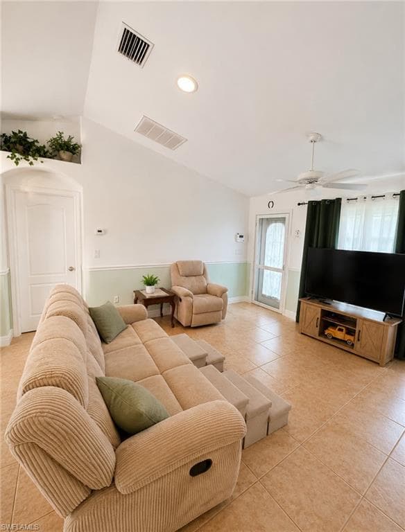 416 Candlewick CIR S-2