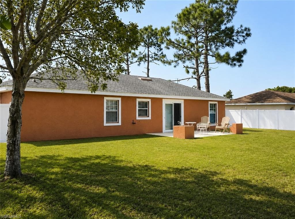 416 Candlewick CIR S-13