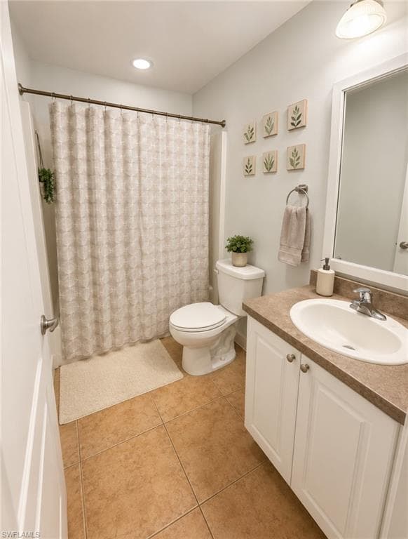 416 Candlewick CIR S-8