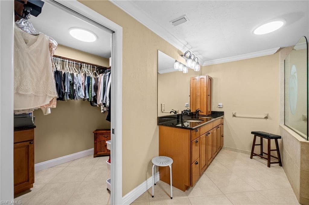 4165 Prestwick CT-23
