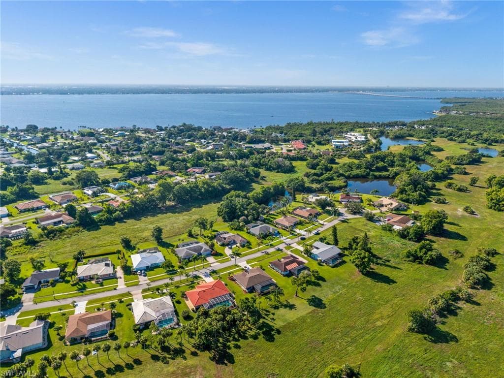 4165 Prestwick CT-42