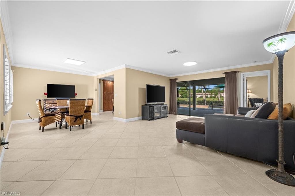 4165 Prestwick CT-8
