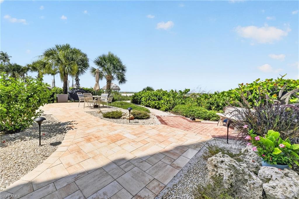 100 Estero BLVD 433-36