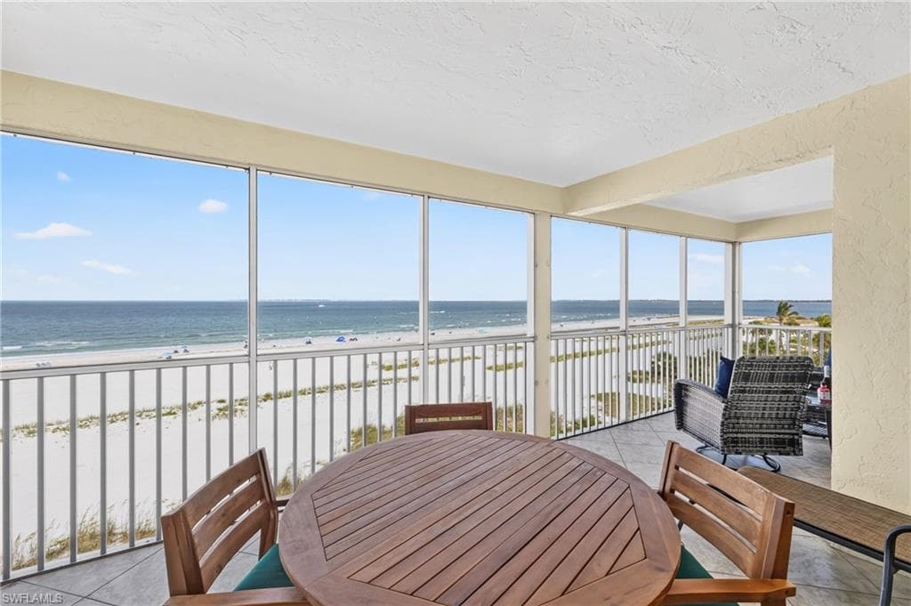 100 Estero BLVD 433-1