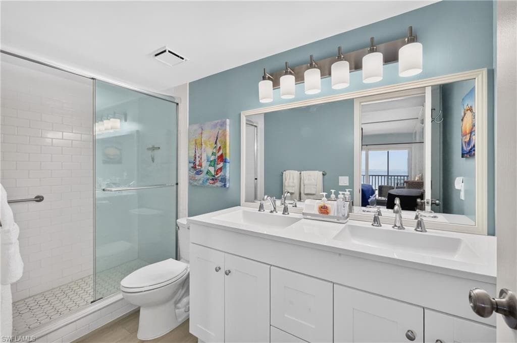 100 Estero BLVD 433-20