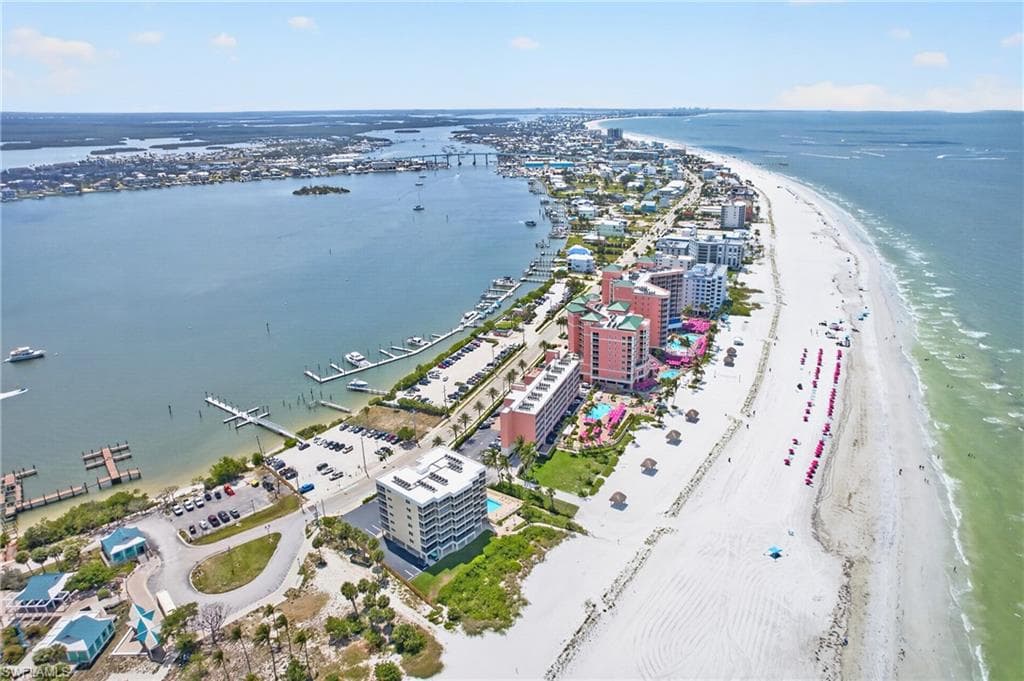 100 Estero BLVD 433-39