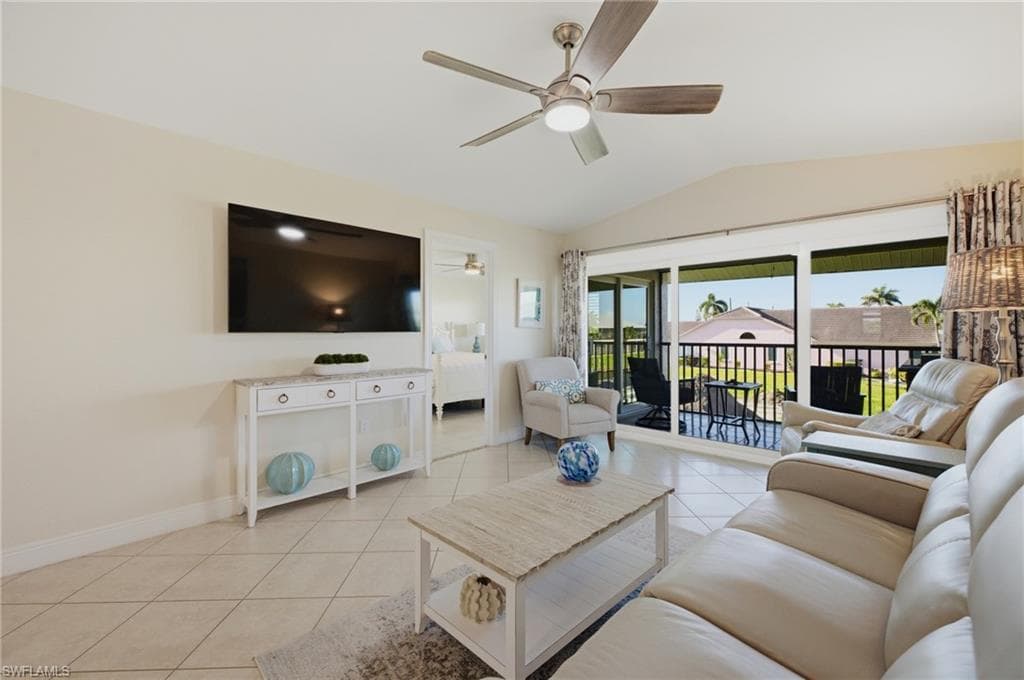 808 Cape Coral PKWY W 201-4