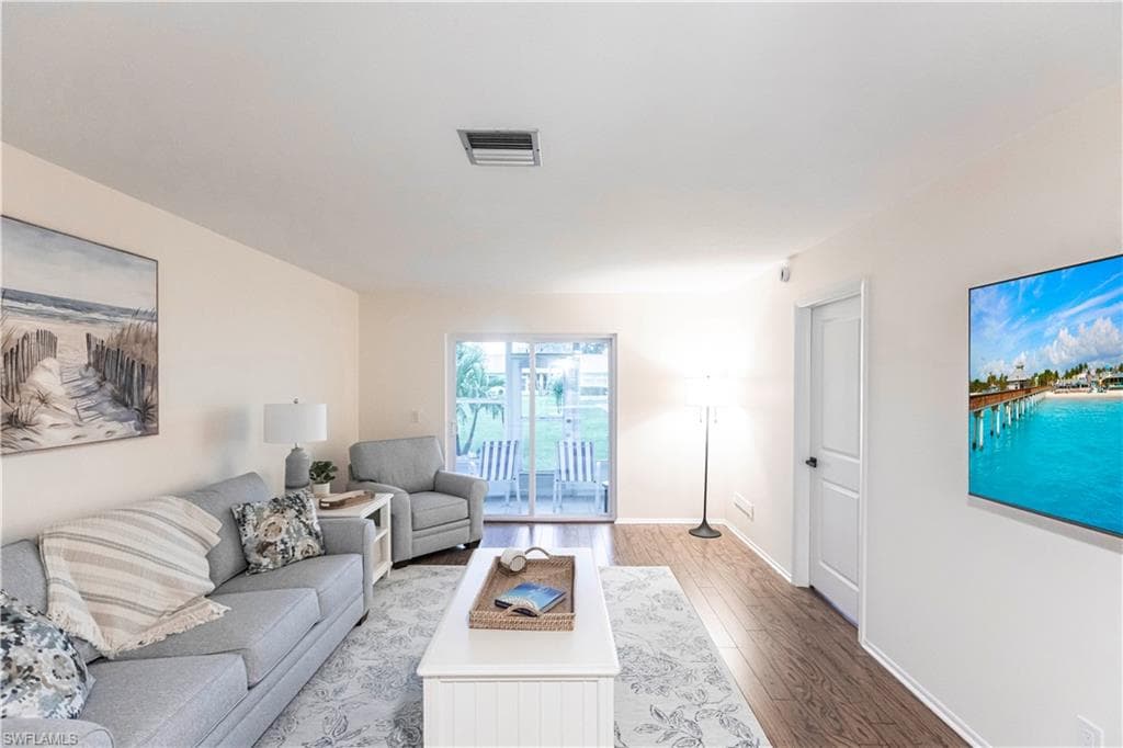 6775 Lake McGregor CIR-6