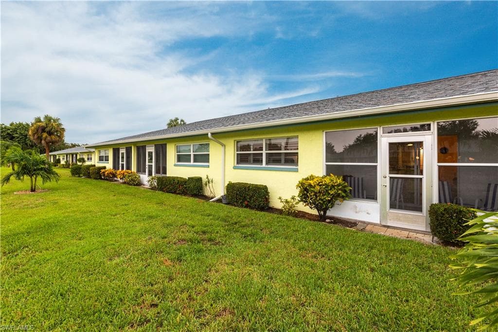 6775 Lake McGregor CIR-29