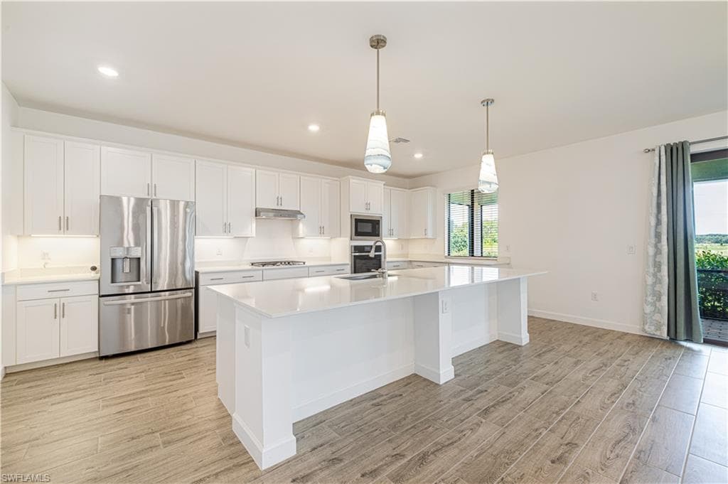 20933 Napa LOOP-16