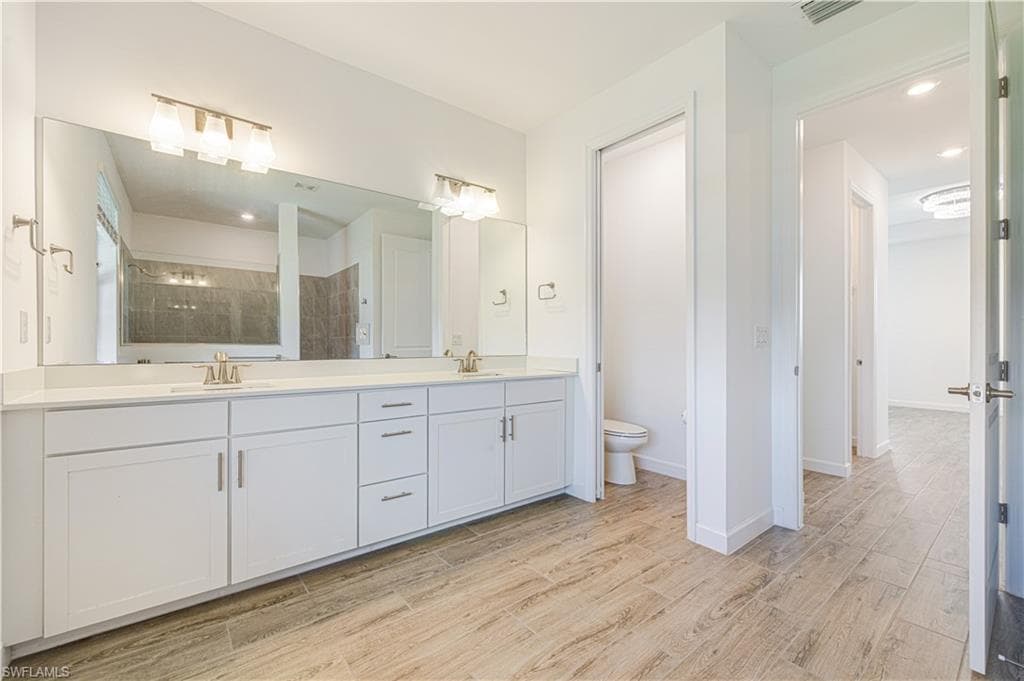 20933 Napa LOOP-32