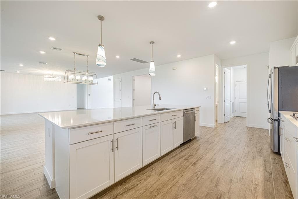 20933 Napa LOOP-14