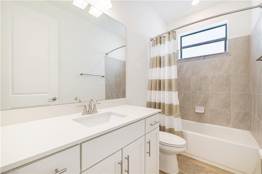 20933 Napa LOOP-35