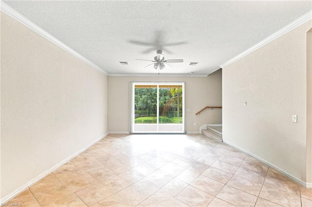 10174 Via Colomba CIR-8