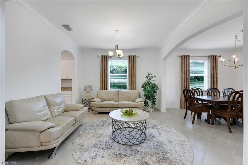 2159 Hamlin ST-14