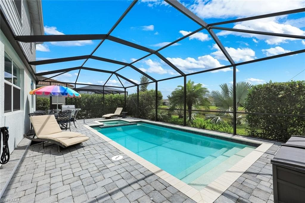2159 Hamlin ST-41