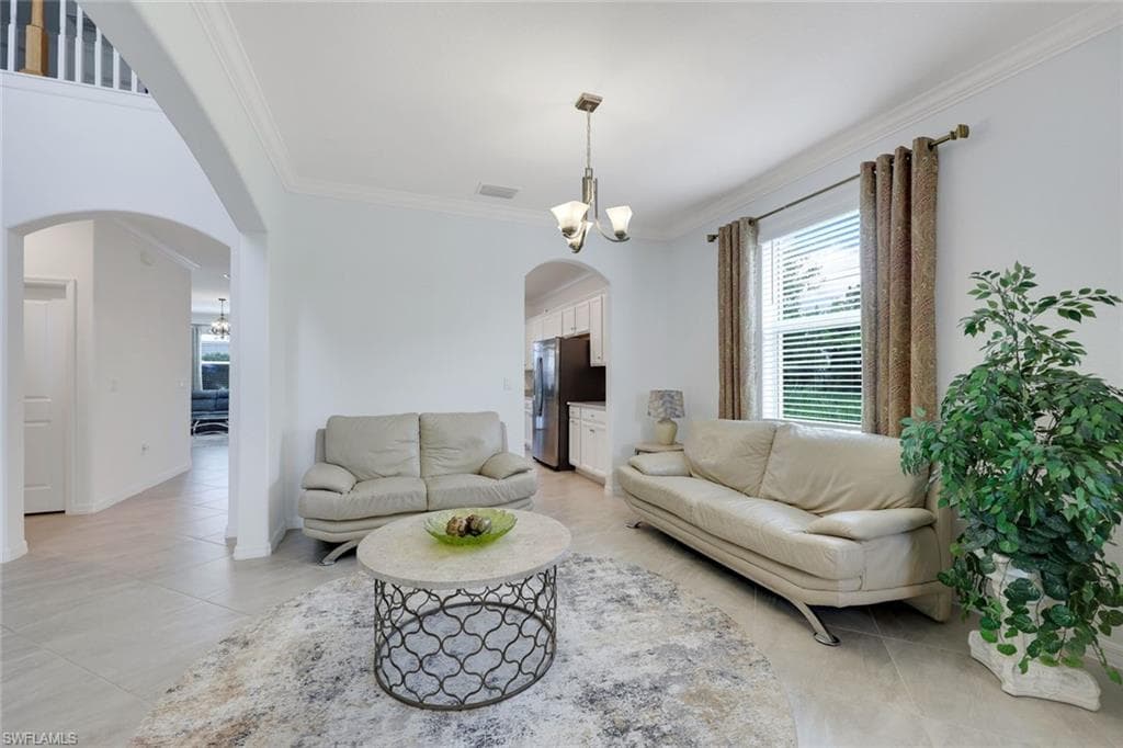 2159 Hamlin ST-15