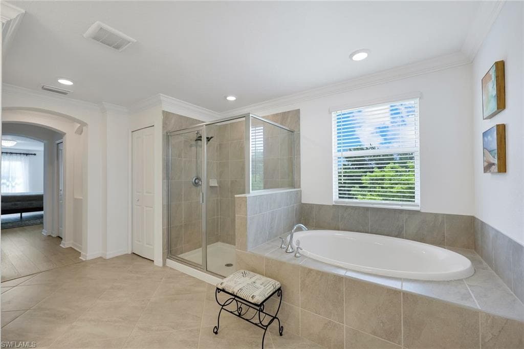 2159 Hamlin ST-29