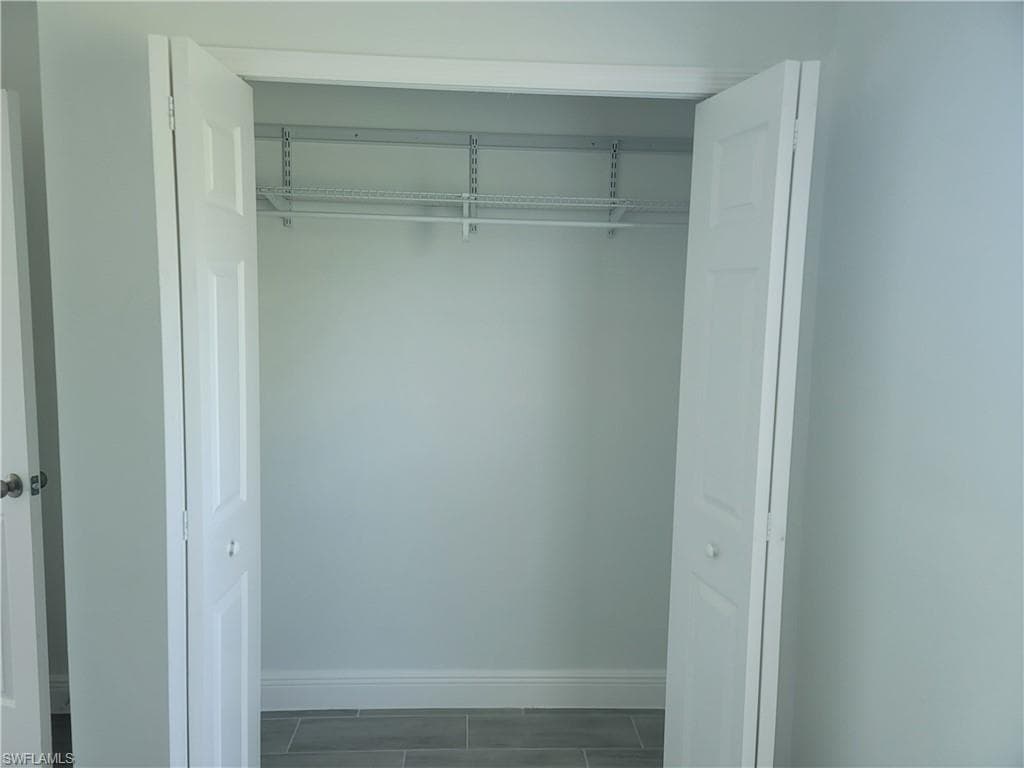 610 W 12th ST-12