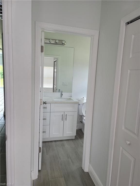 610 W 12th ST-8