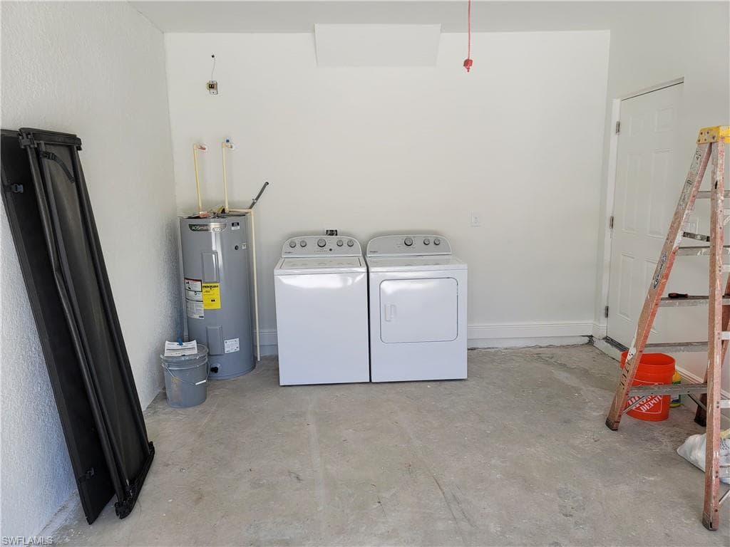 610 W 12th ST-21