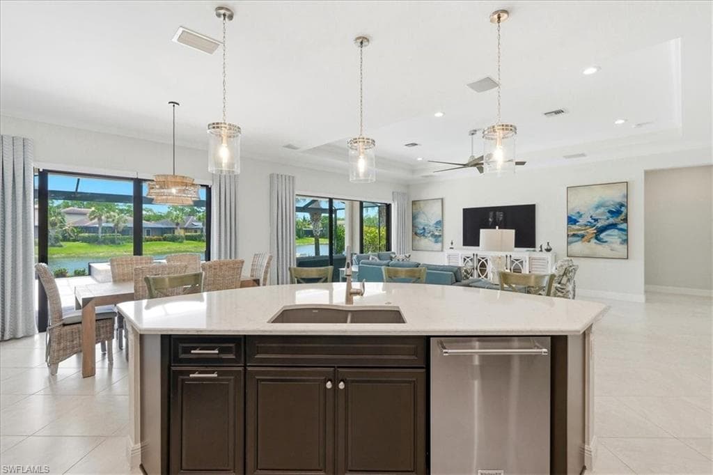 4559 Tamarind WAY-11