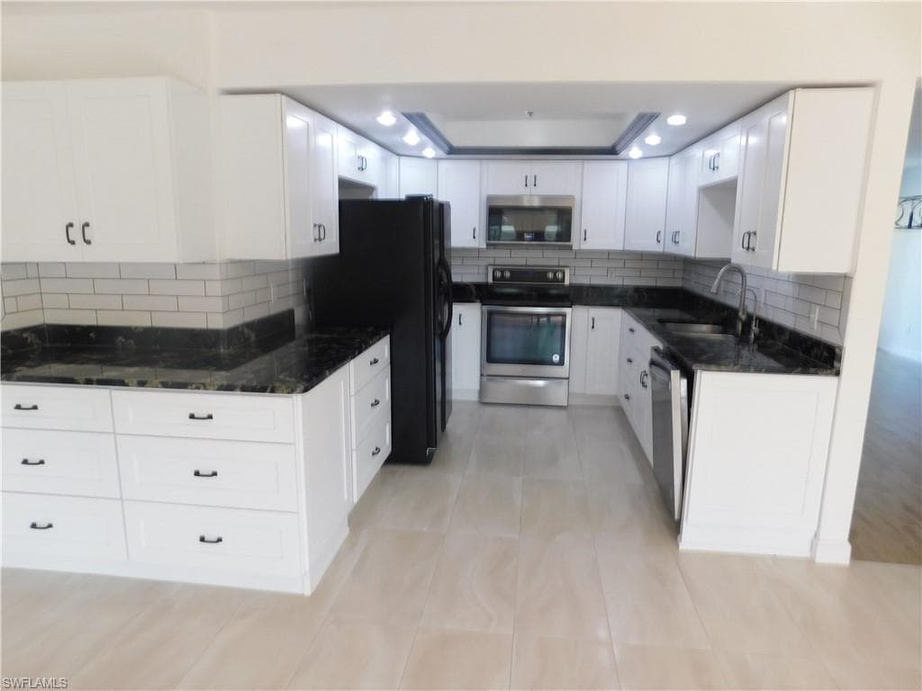 1930 Indian Creek DR-14