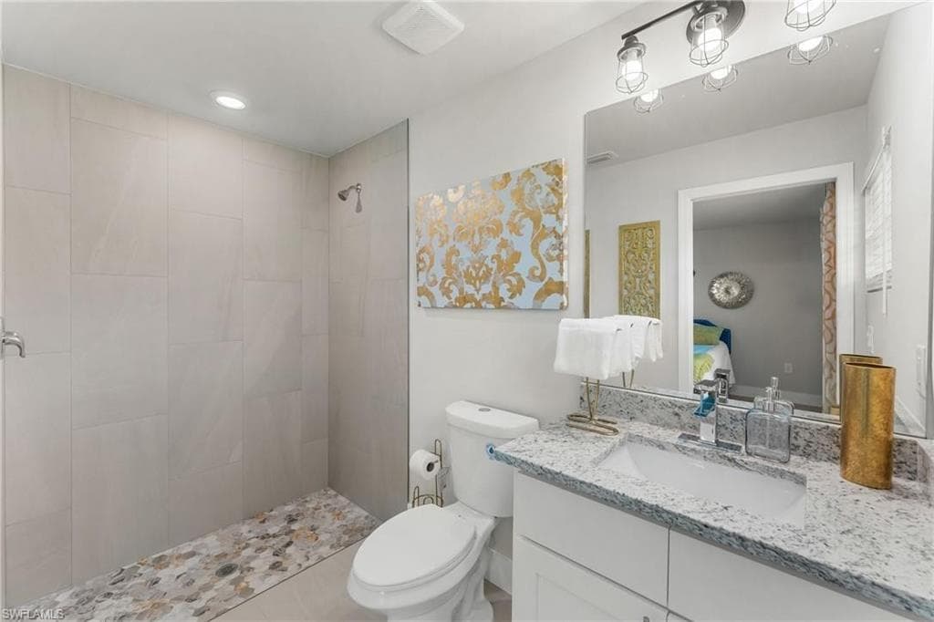2305-2307 Dogwood AVE N-3