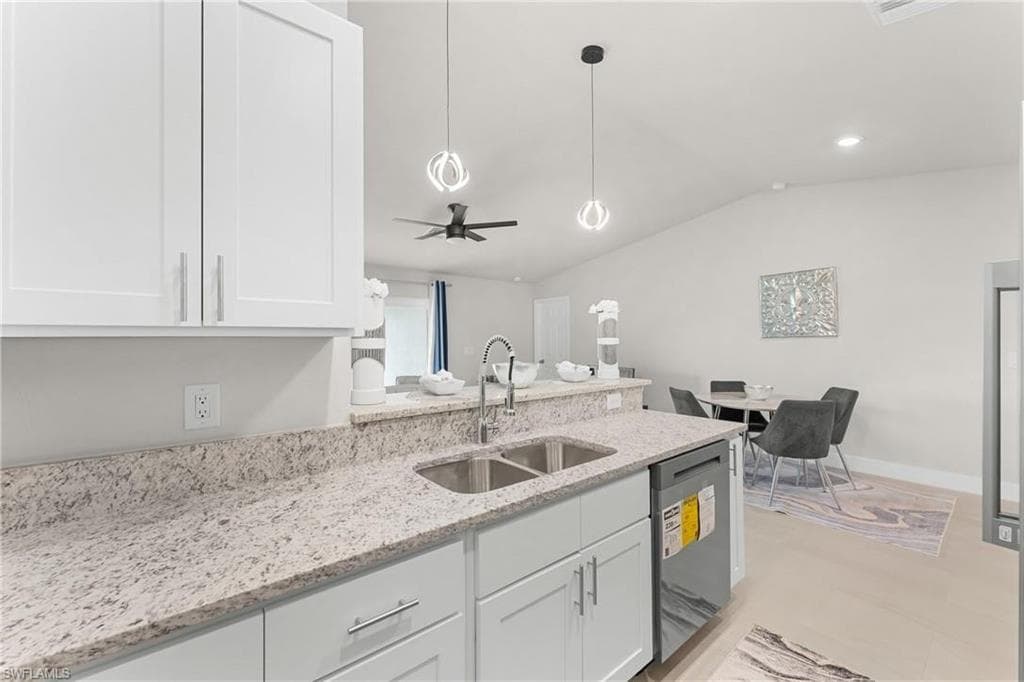 2305-2307 Dogwood AVE N-8