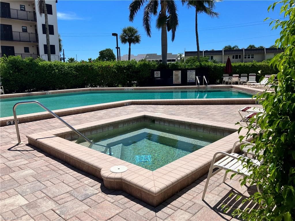 807 River Point DR 102D-32