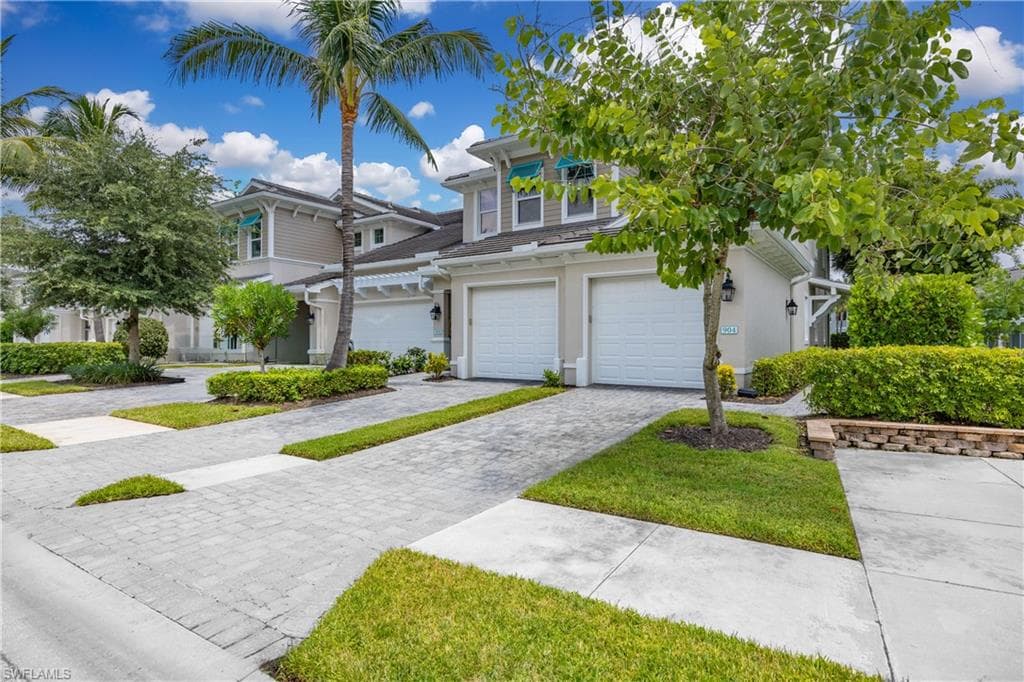 6966 Avalon CIR 908-18