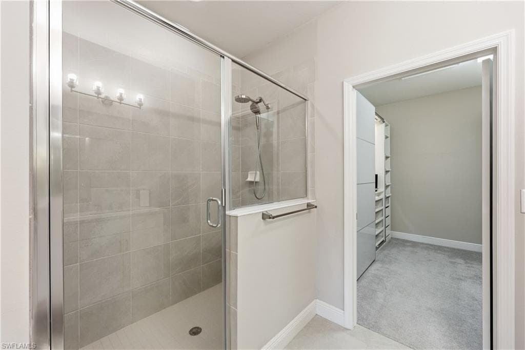 6966 Avalon CIR 908-35
