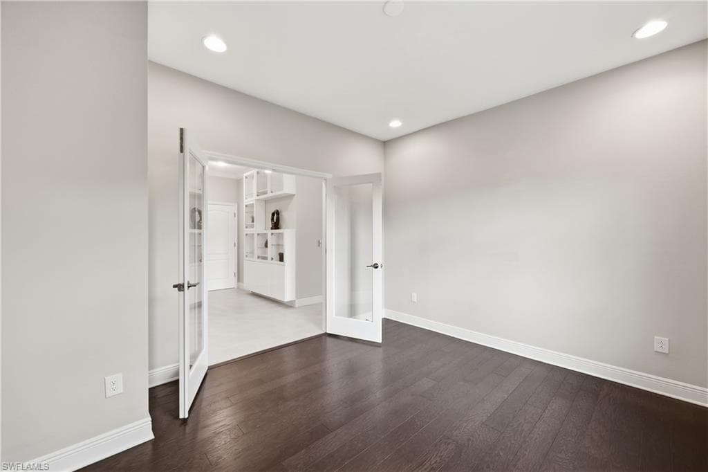 6966 Avalon CIR 908-31