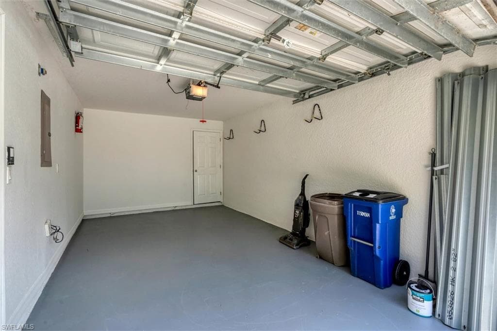 5257 Leeds RD-22