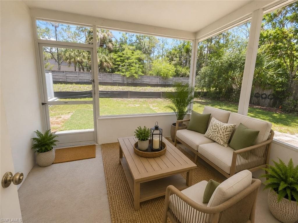 3183 Poinciana DR-12