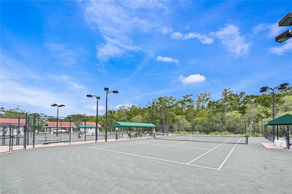 7340 Saint Ives WAY 3203-21