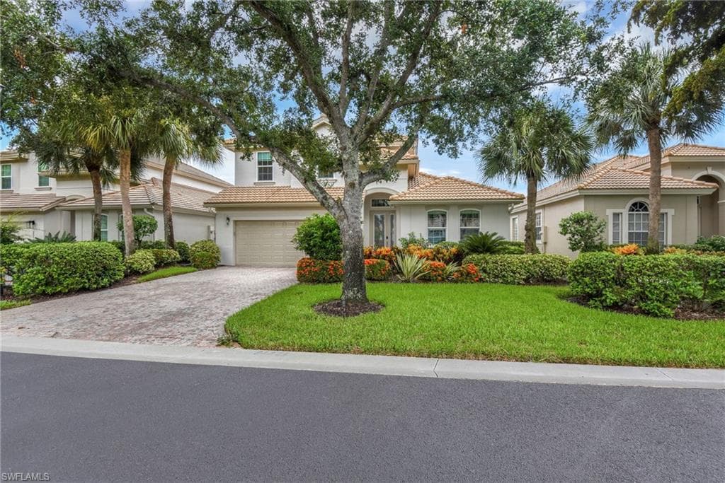 23157 Oakglen LN-1