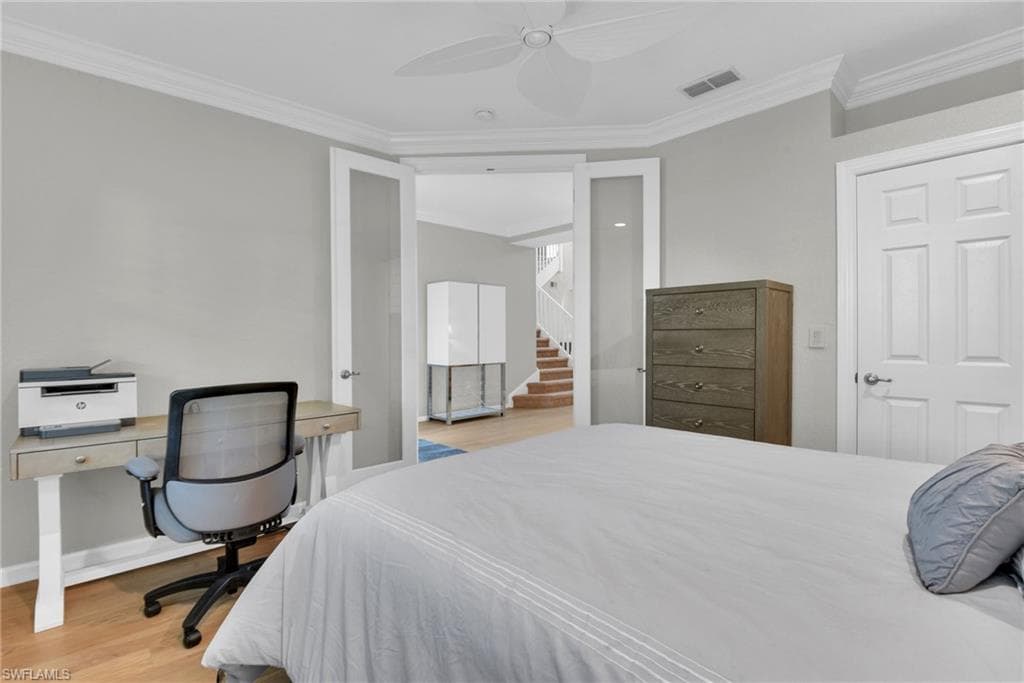 23157 Oakglen LN-20