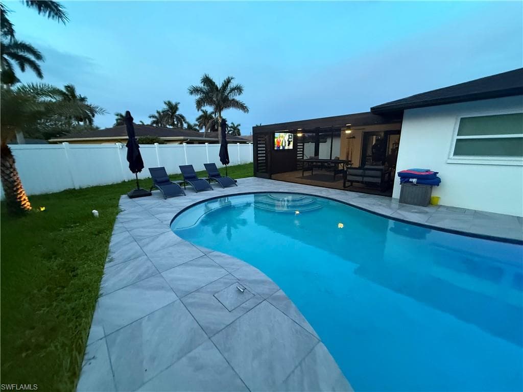 1475 N Larkwood SQ-27