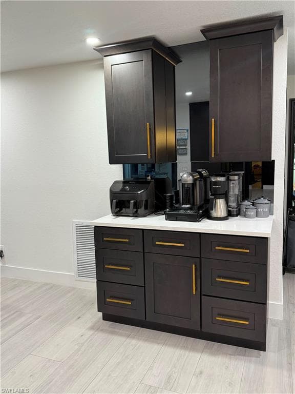 1475 N Larkwood SQ-11
