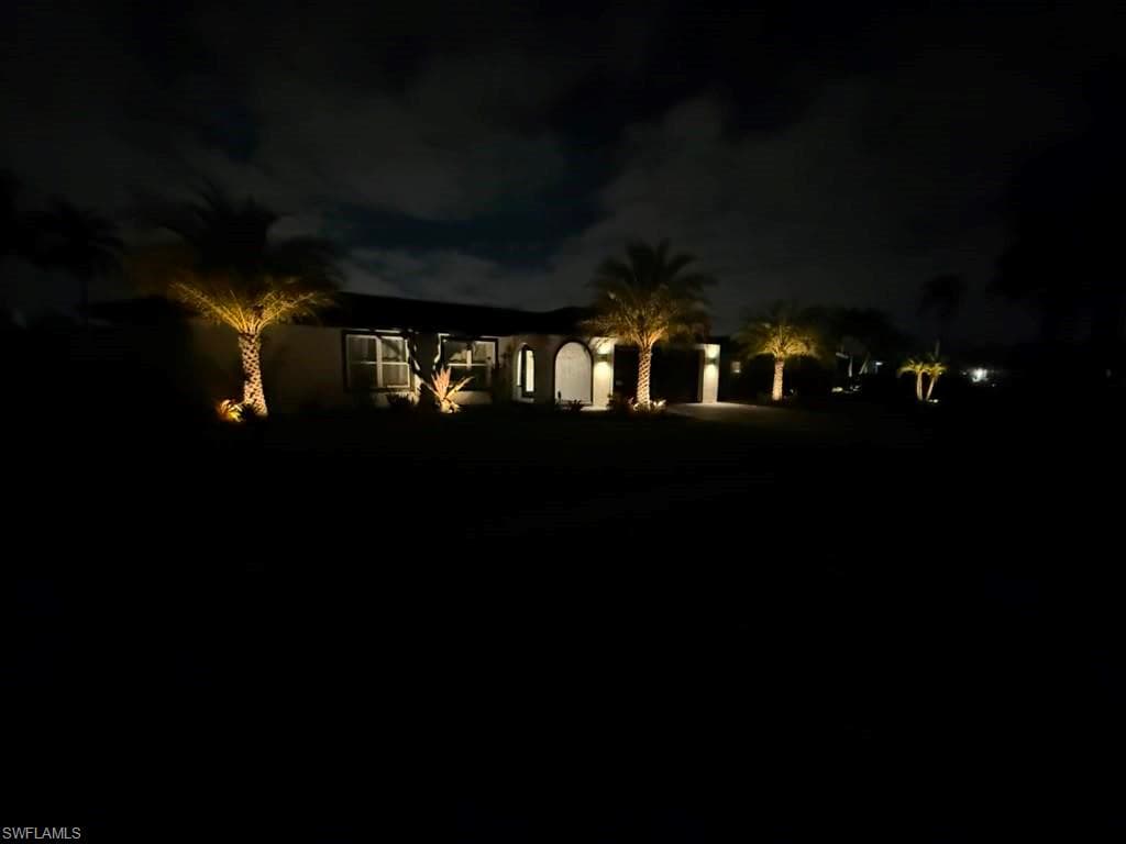 1475 N Larkwood SQ-35