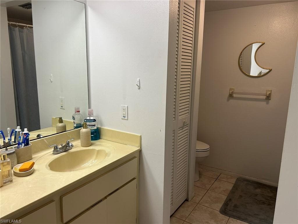 17452 Woodland TRCE A-18