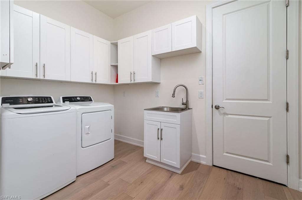 11110 Canal Grande DR-20