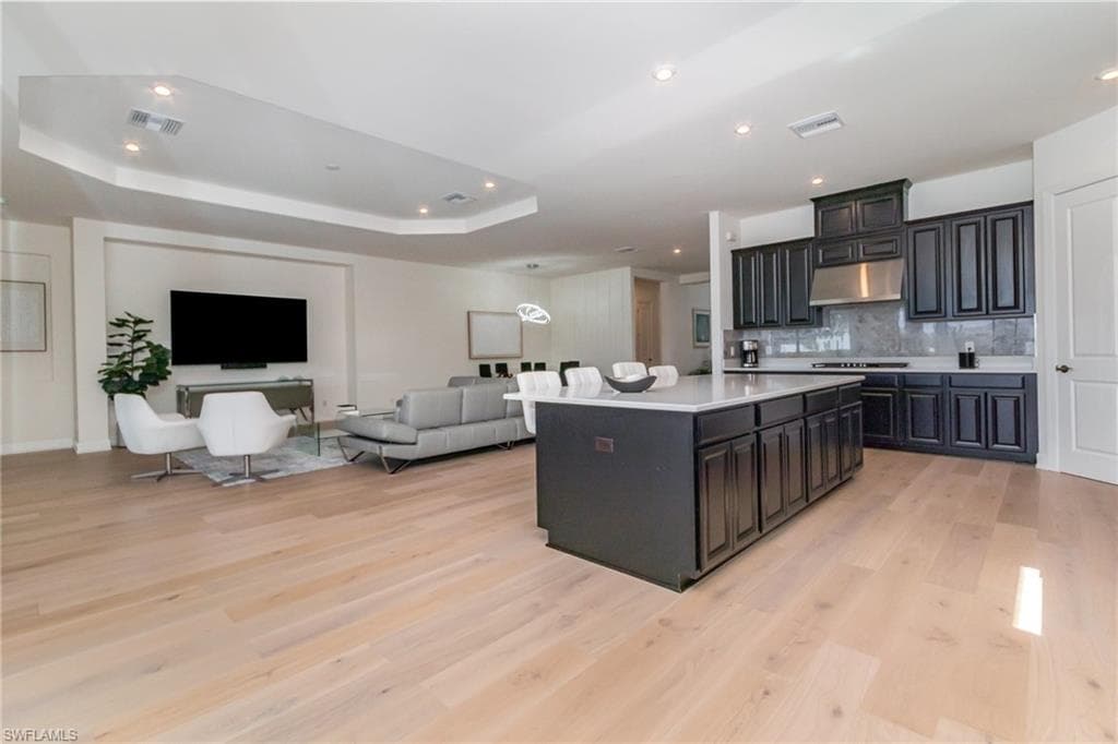11110 Canal Grande DR-9