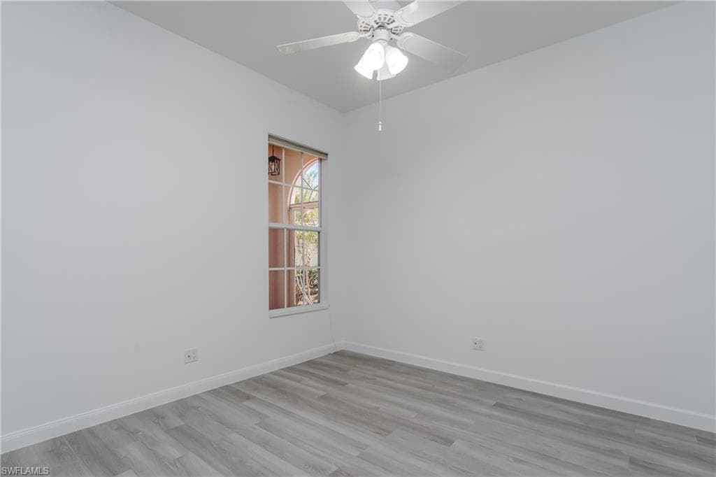 4892 San Pablo CT-27