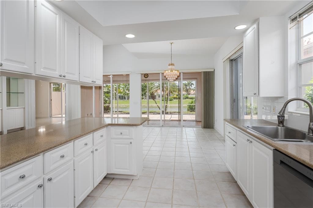 4892 San Pablo CT-17