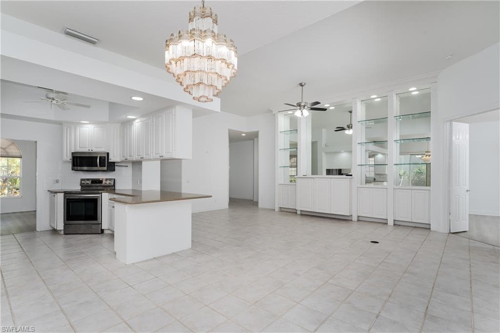 4892 San Pablo CT-12