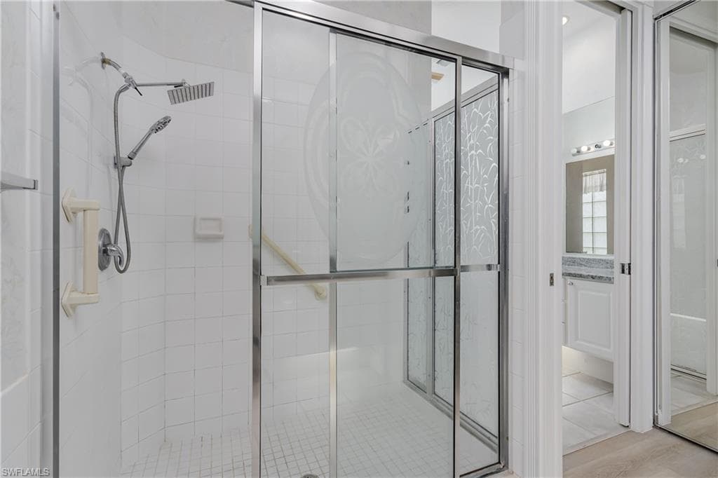 4892 San Pablo CT-26