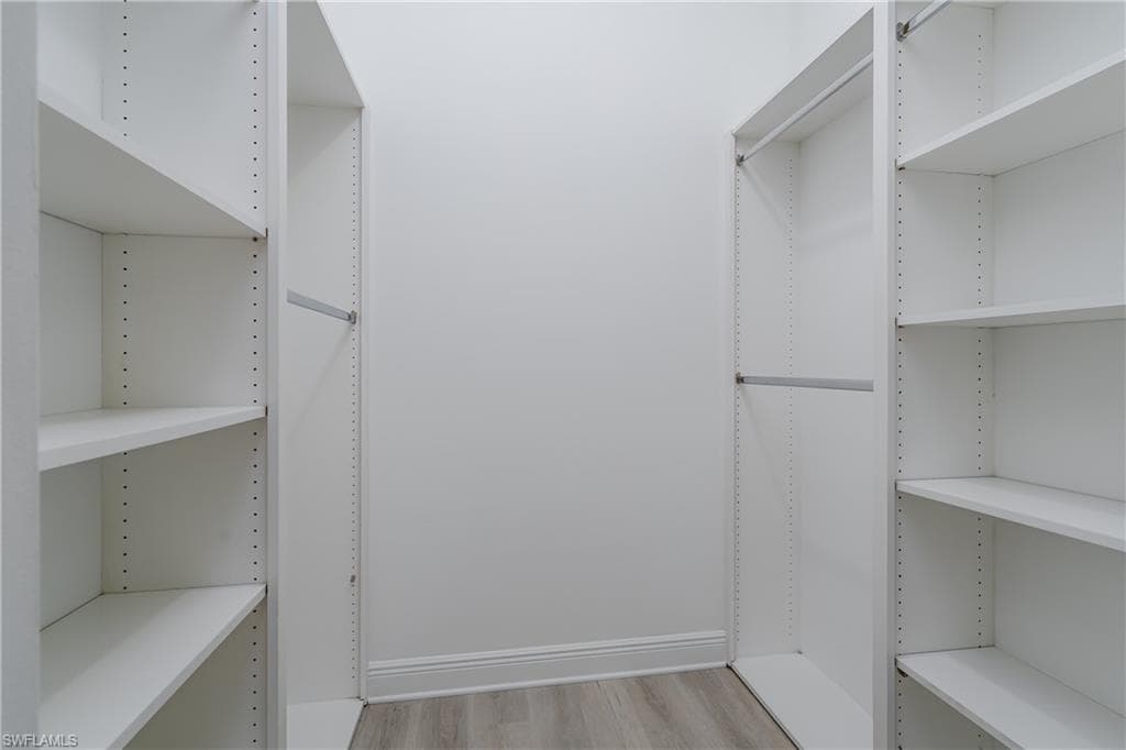 4892 San Pablo CT-22